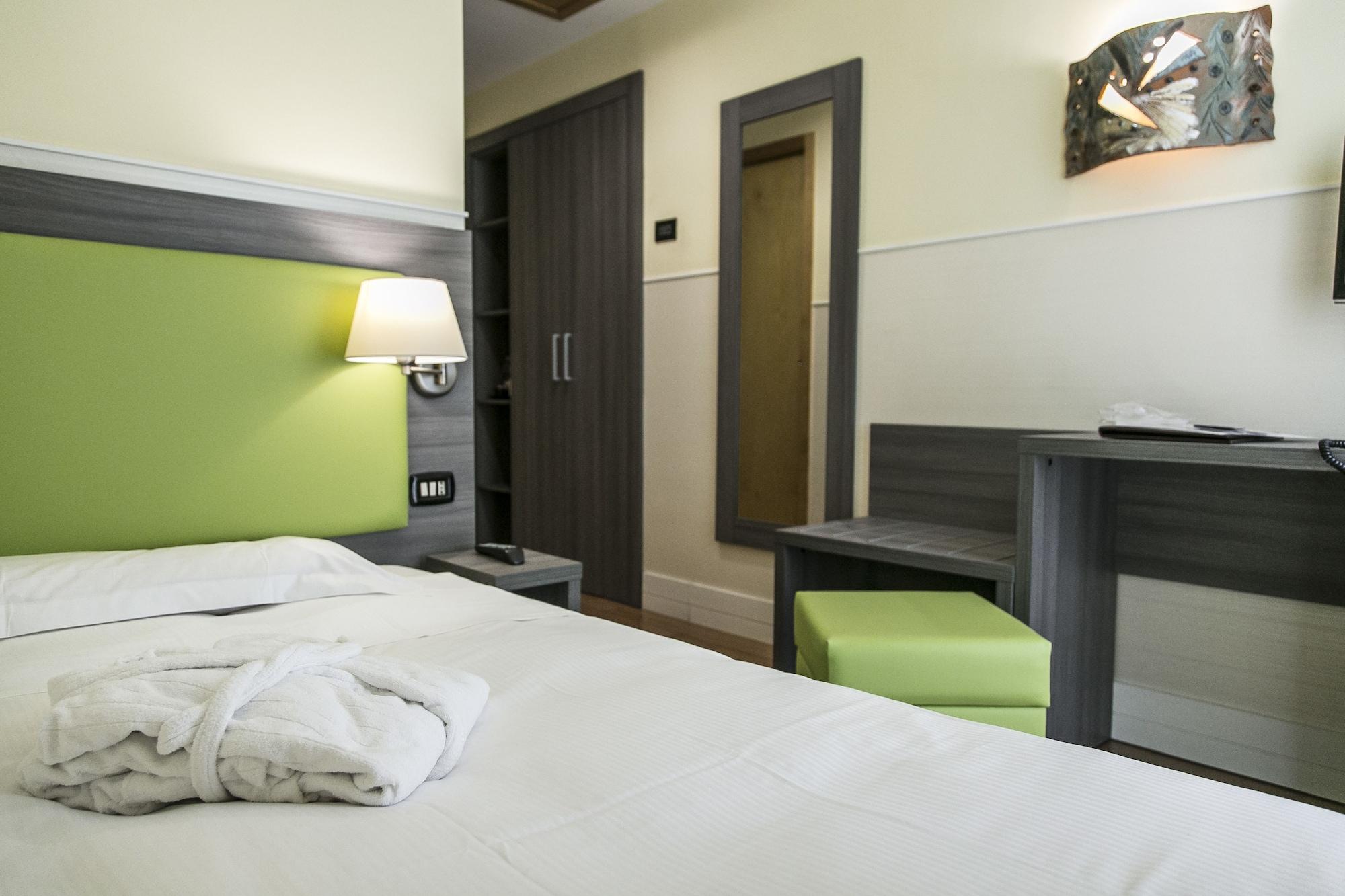 Hotel Aphrodite Рим Экстерьер фото